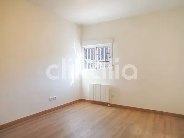 Piso en calle San Moisés