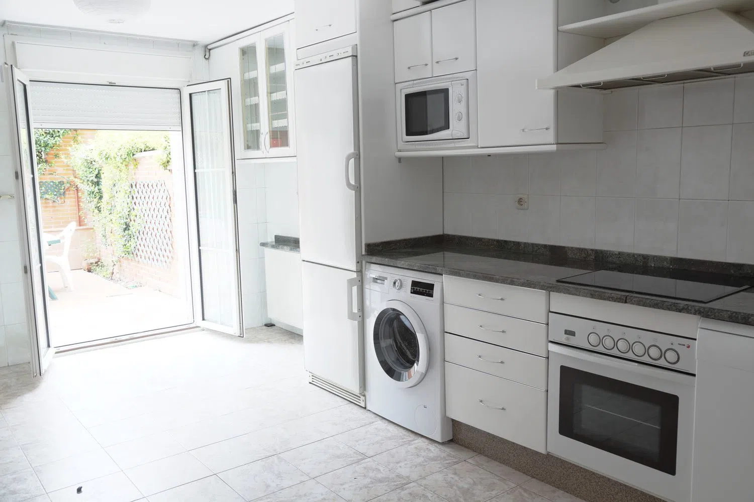 Chalet adosado en calle del Mar Cantábrico, 120 - Foto 6