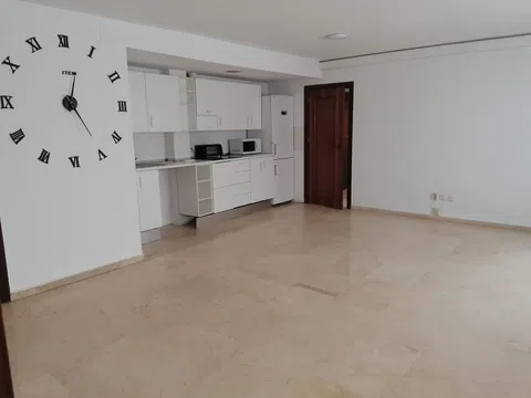 Piso en calle San Eloy, 20