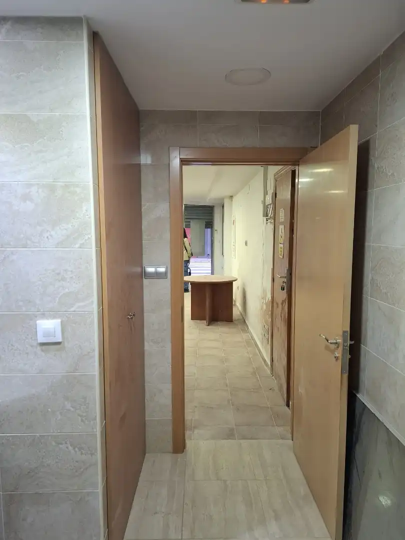Local comercial en  Carrer de Sant Joaquim i del Pati 23 - Foto 6