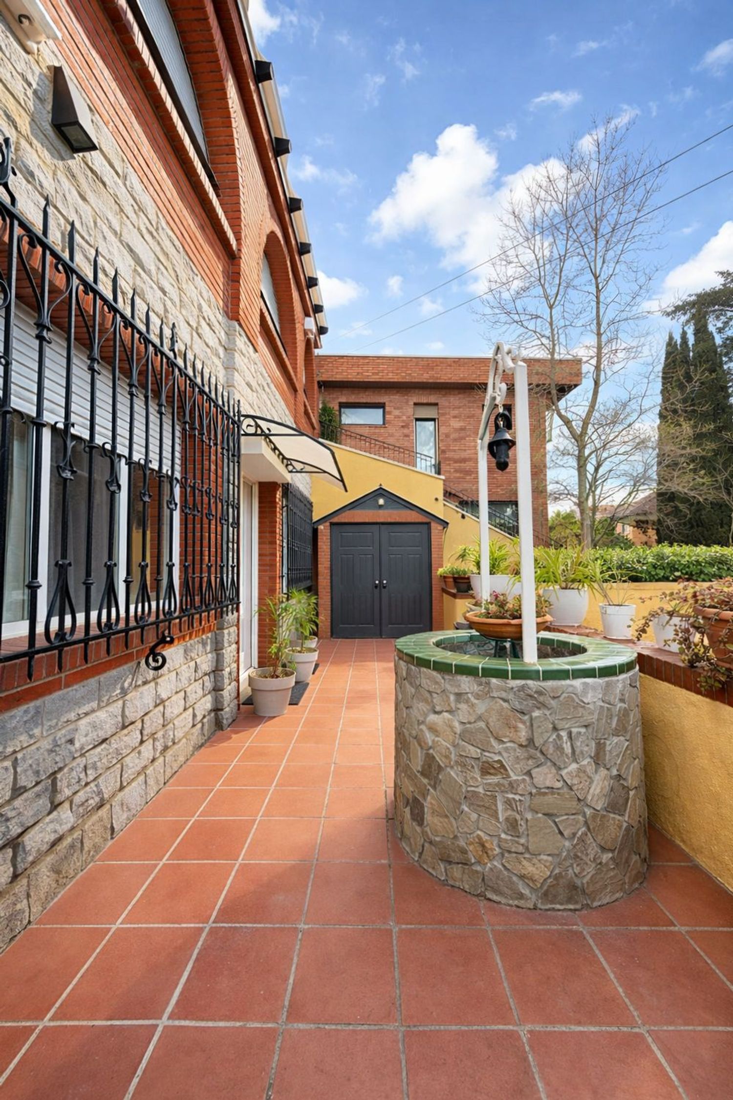 Casa independiente en avenida Ramon Escayola, 1 - Foto 4