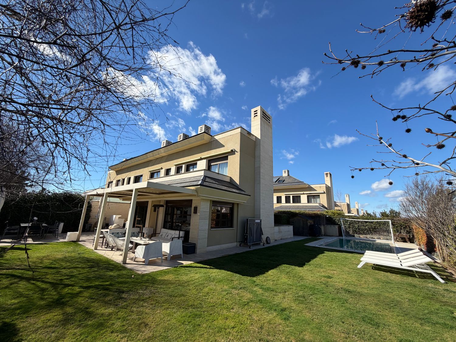 Chalet pareado en Barrio Valdemarín - Foto 3