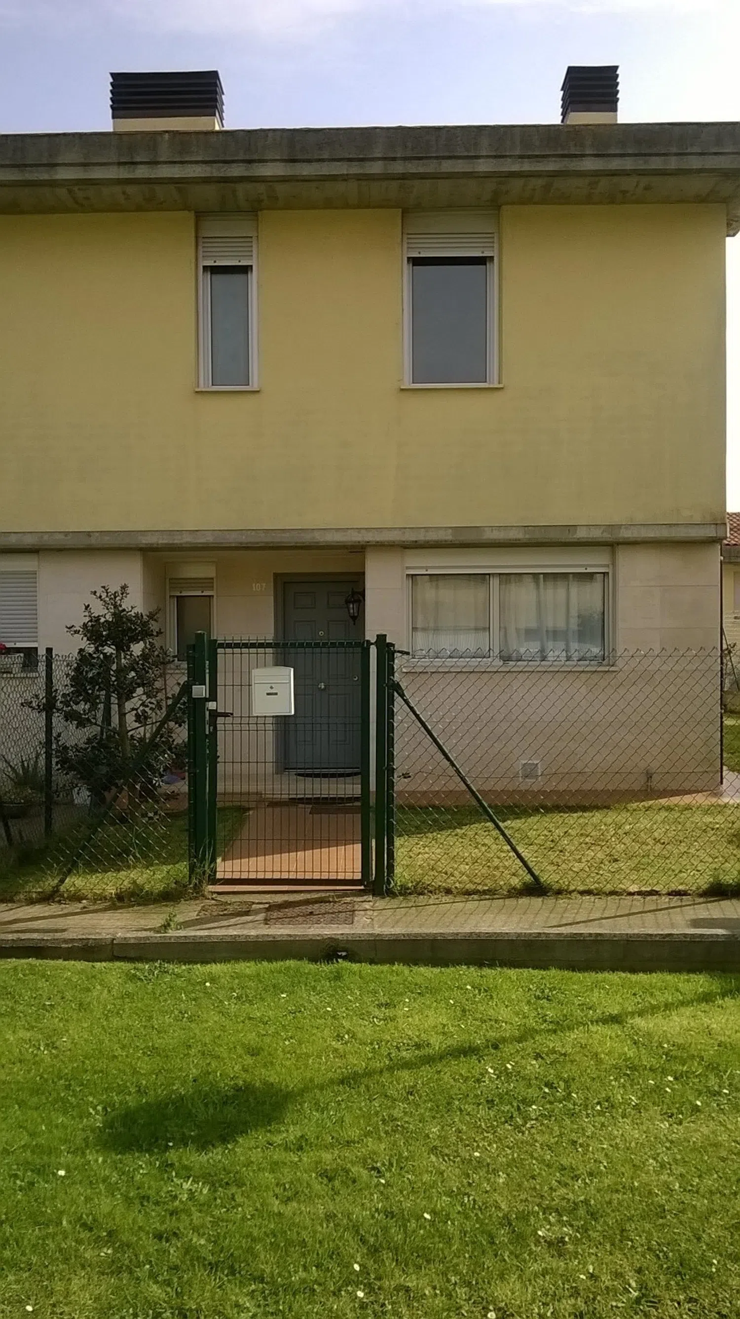 Chalet pareado en calle Luis Buñuel, 107 - Foto 1