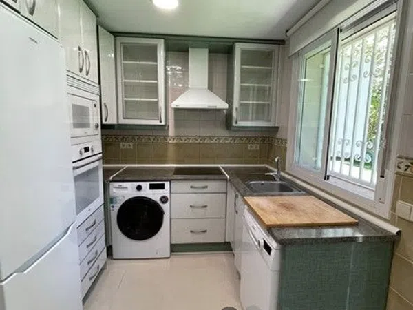 Casa o chalet independiente en Calle Claveles, 28, Monteclaro - Foto 10