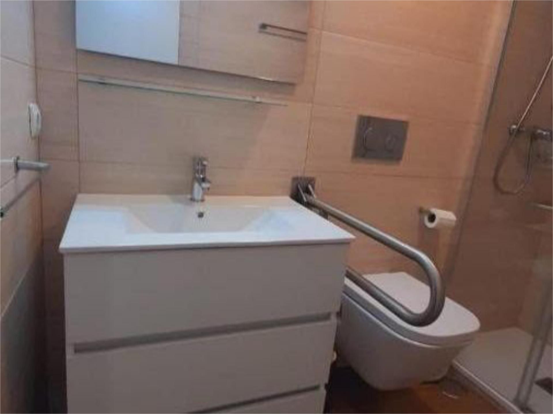 Piso en  Calle Bendicho 5 - Foto 17