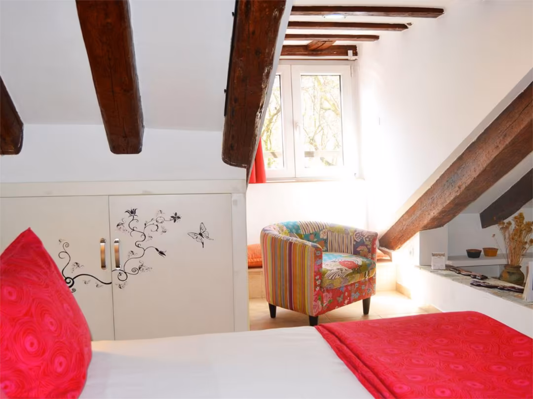 Estudio en  Calle de Segovia 16