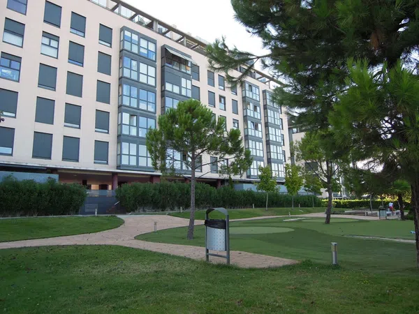 Piso en calle de Américo Castro, 114