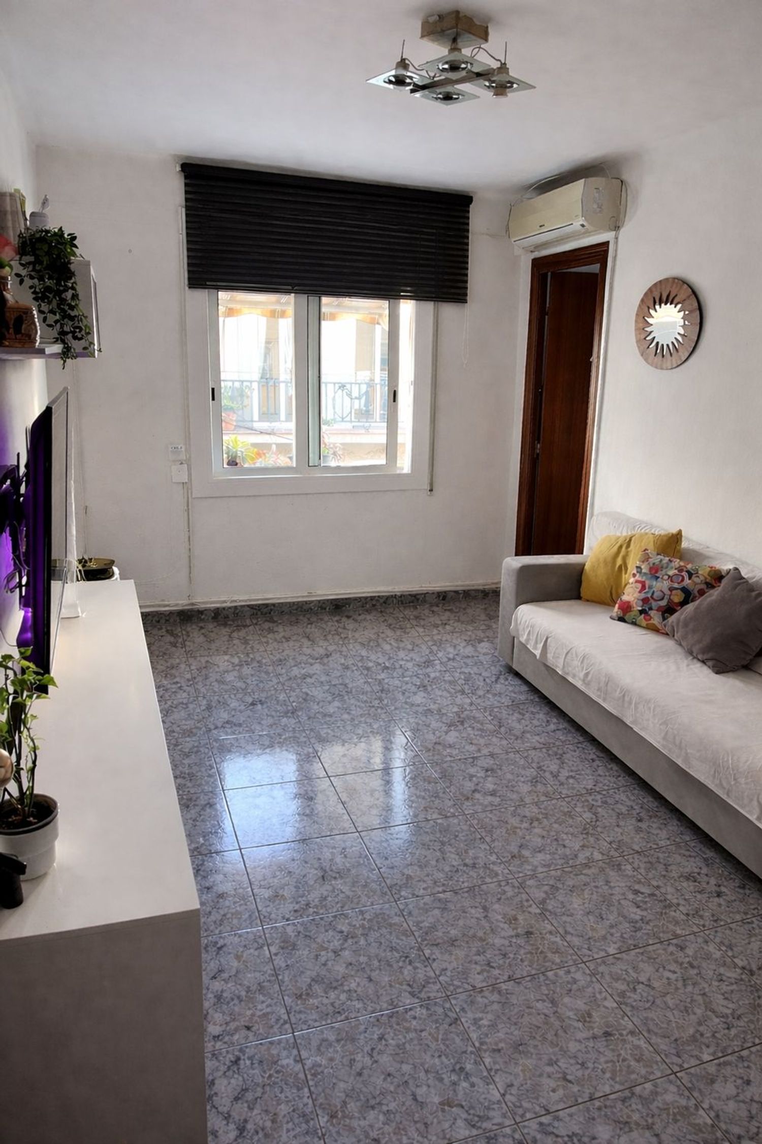 Piso en Barrio Collblanc - Foto 2