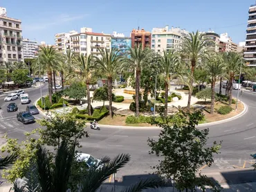 Piso en   Plaça Luceros - Foto 2