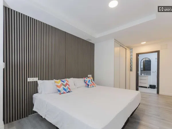 Estudio en Calle de Fra Joan de Monzó, En Corts - Foto 1