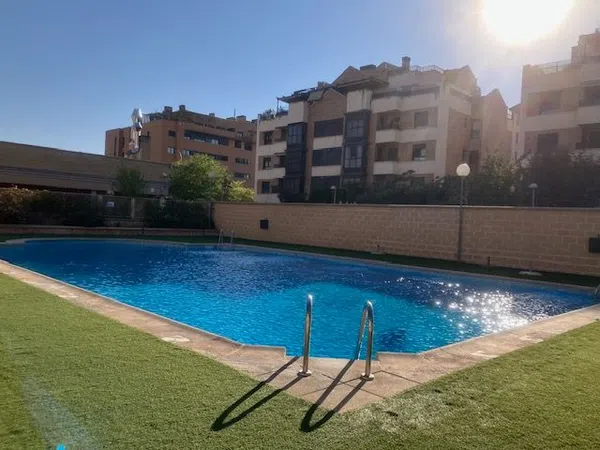 Piso en calle del Monasterio de Montesclaros, 9