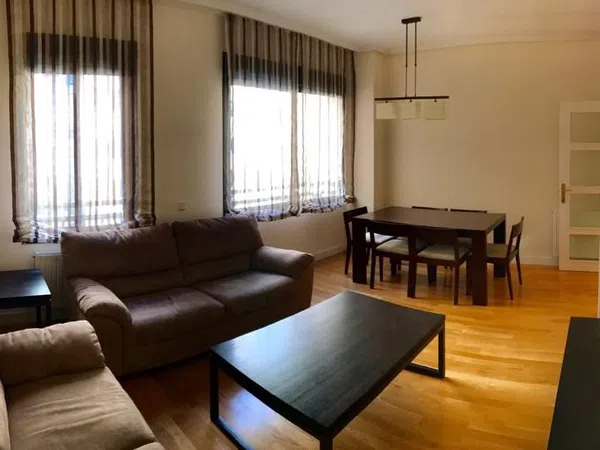 Piso en Ana de Austria, 44