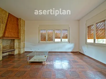 Chalet en  Avinguda de Puig i Cadafalch - Foto 7