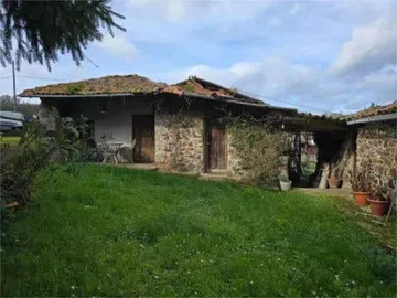 Chalet en Brañes - Foto 1