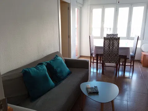 Piso en calle capitán hernández mira, 14