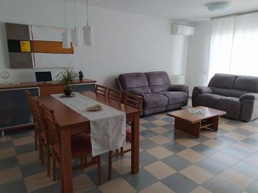 Chalet en  Carrer de Mossèn Cinto Verdaguer 31 - Foto 2