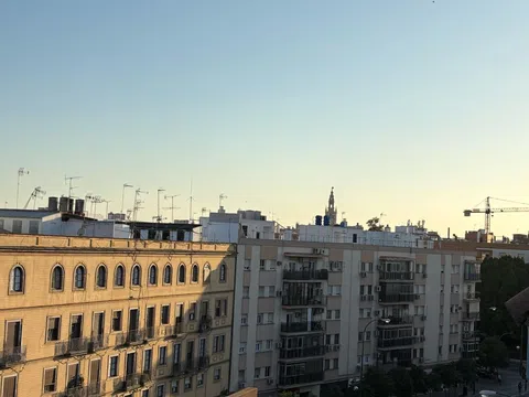 Piso en calle Luis Montoto, 27