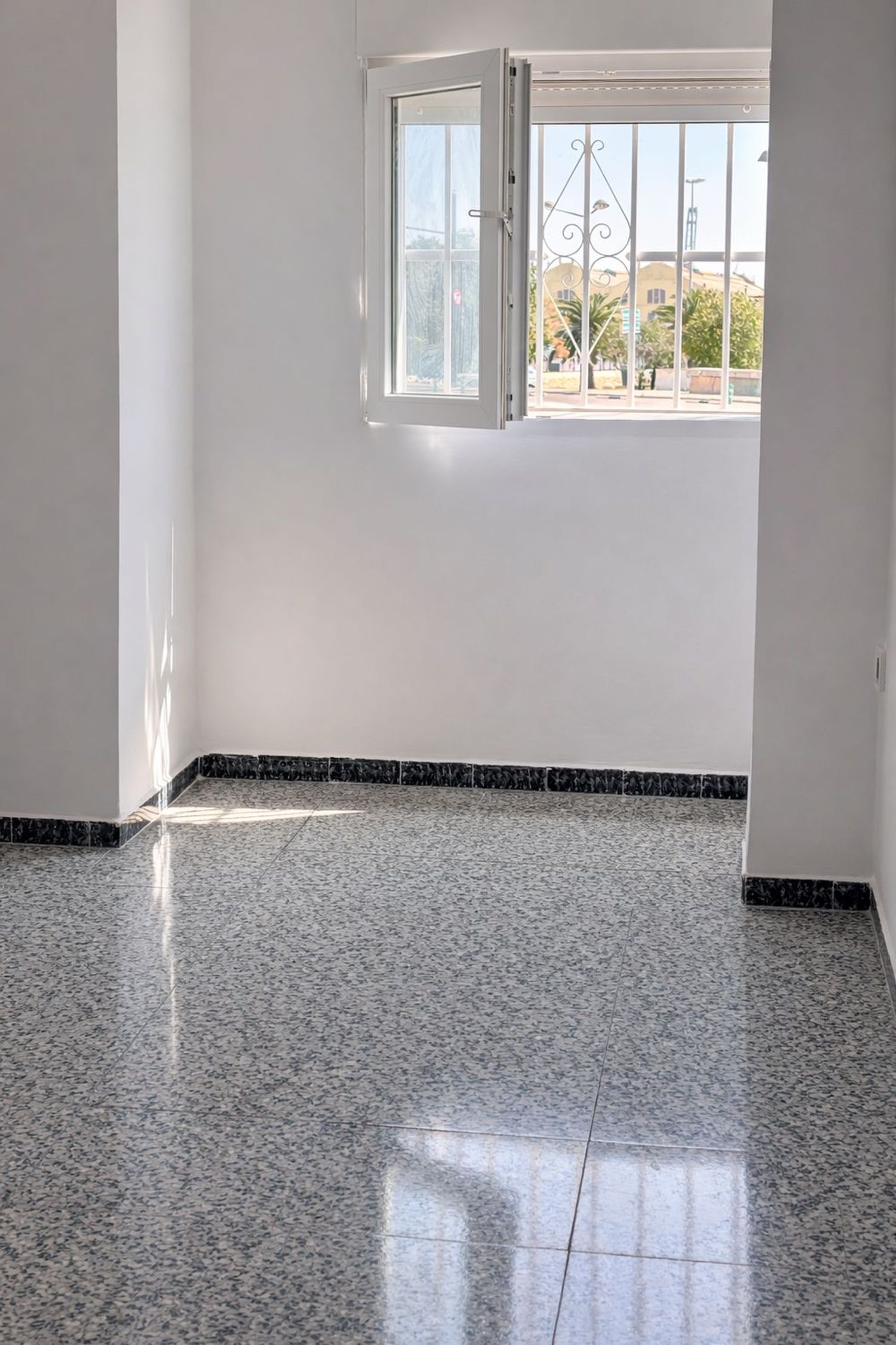 Piso en calle del Pont de les Drassanes, 1 - Foto 2