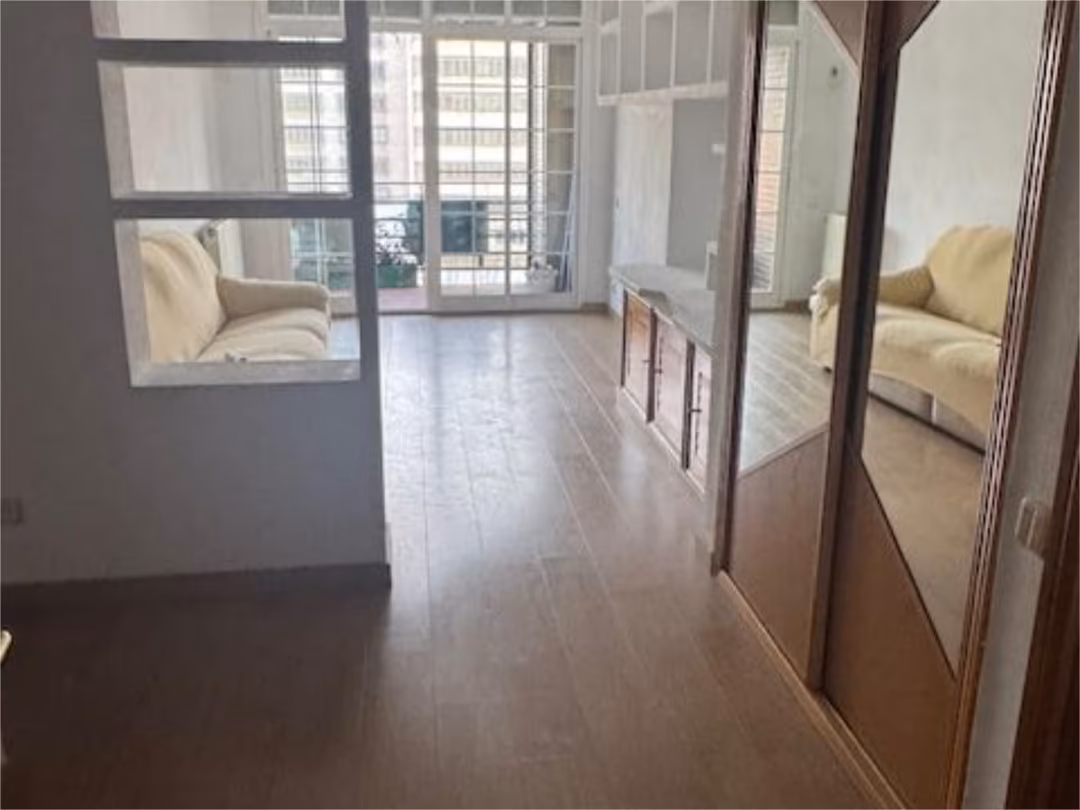 Piso en  Calle de Sánchez Barcáiztegui 38