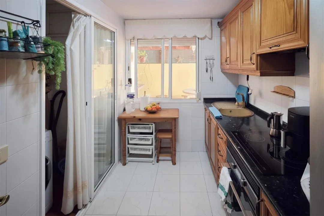 Dúplex en  Avenida Juan Carlos I 10 - Foto 10