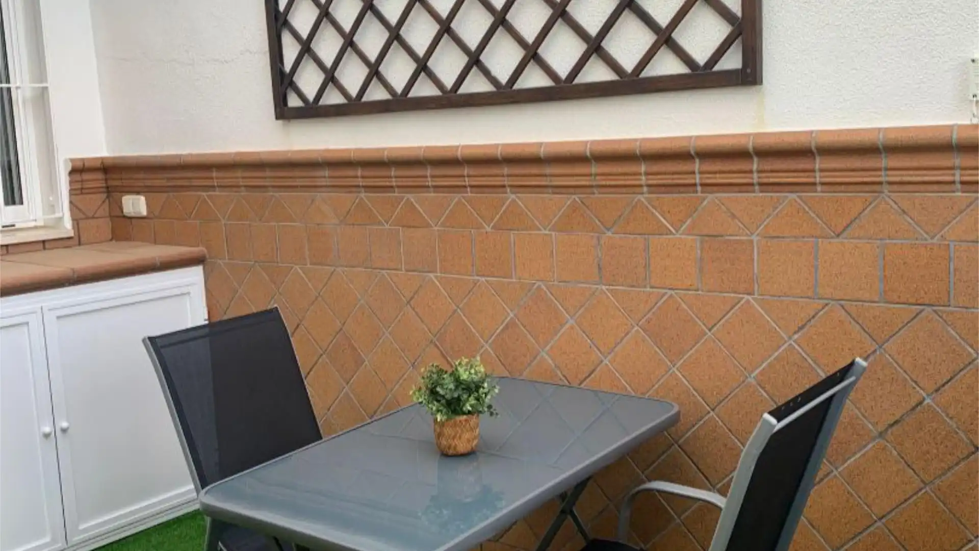 Casa adosada en  Calle de la Hijuela 19 - Foto 14