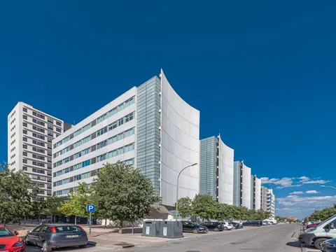 Piso en avenida de las Suertes