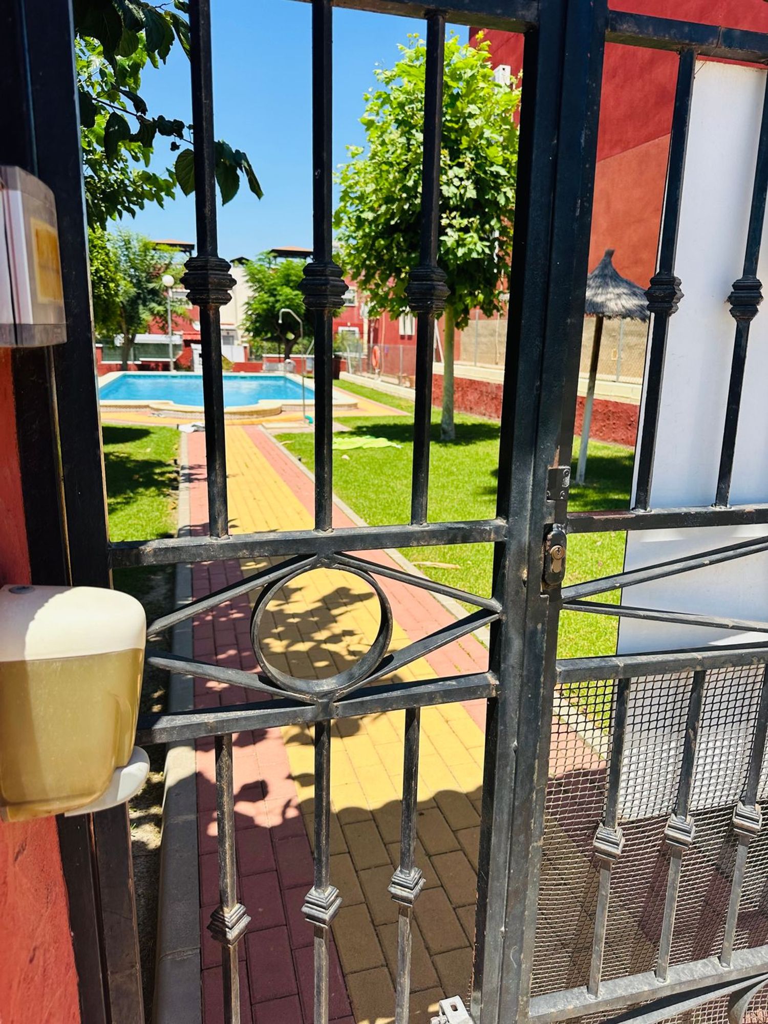 Casa o chalet independiente en Calle Laguna de Gallocanta, 195, Zona Lago - Los Almendros - Foto 11