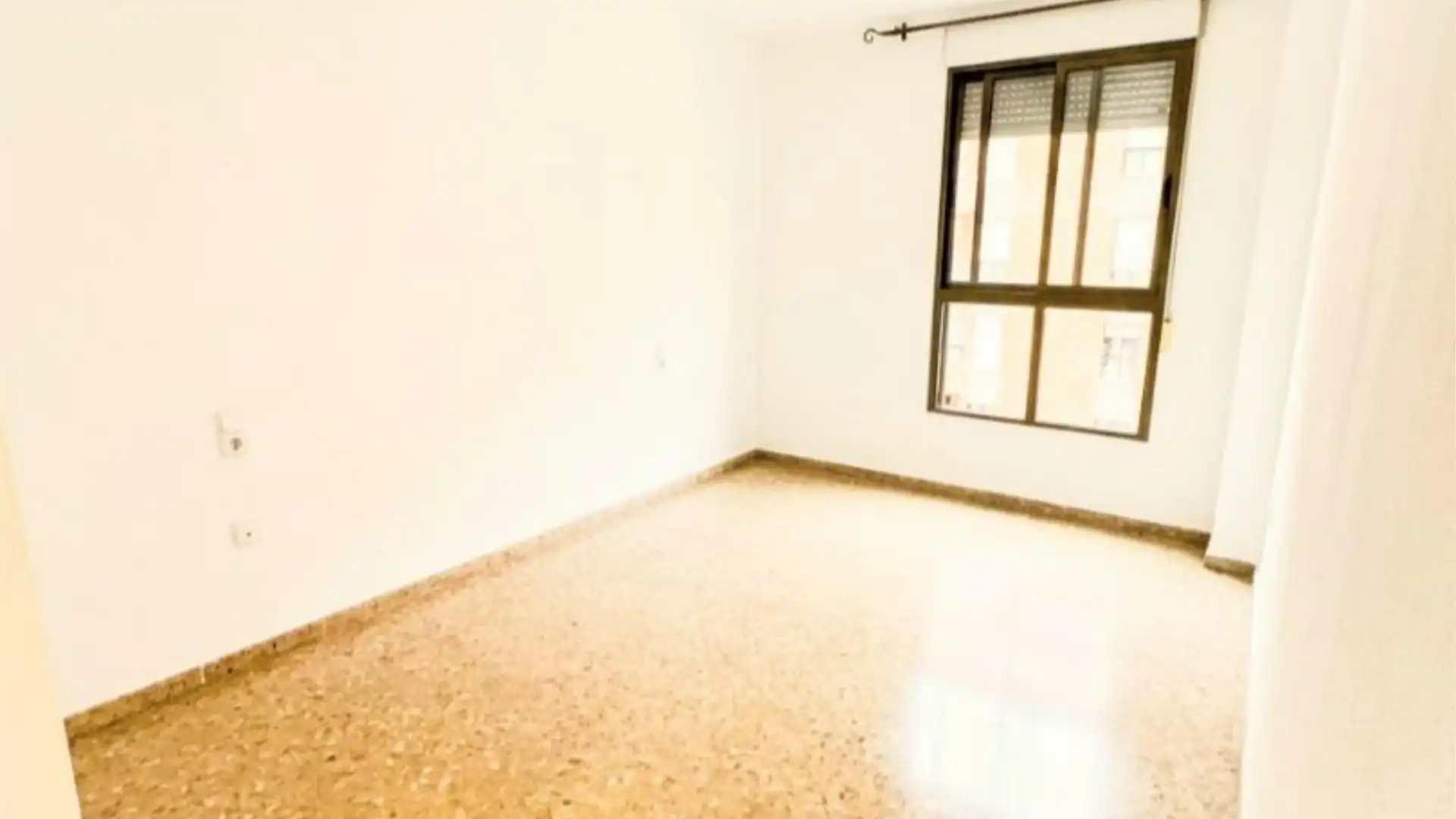 Piso en  Carrer de la Casa de la Misericòrdia 14 - Foto 6