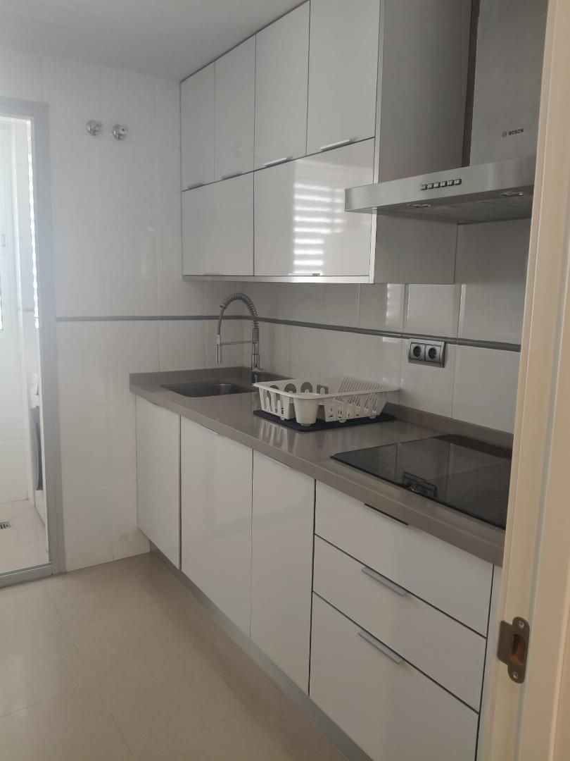 Piso en  Plaza de la Solidaridad 7 - Foto 2