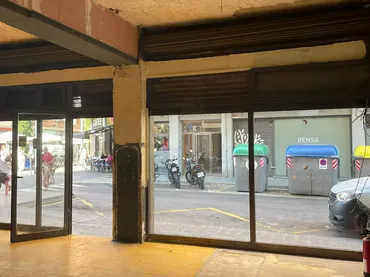 Local comercial en Sant Cugat del Vallès - Foto 3
