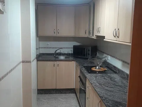 Piso en calle de la Puebla de Valverde, 6