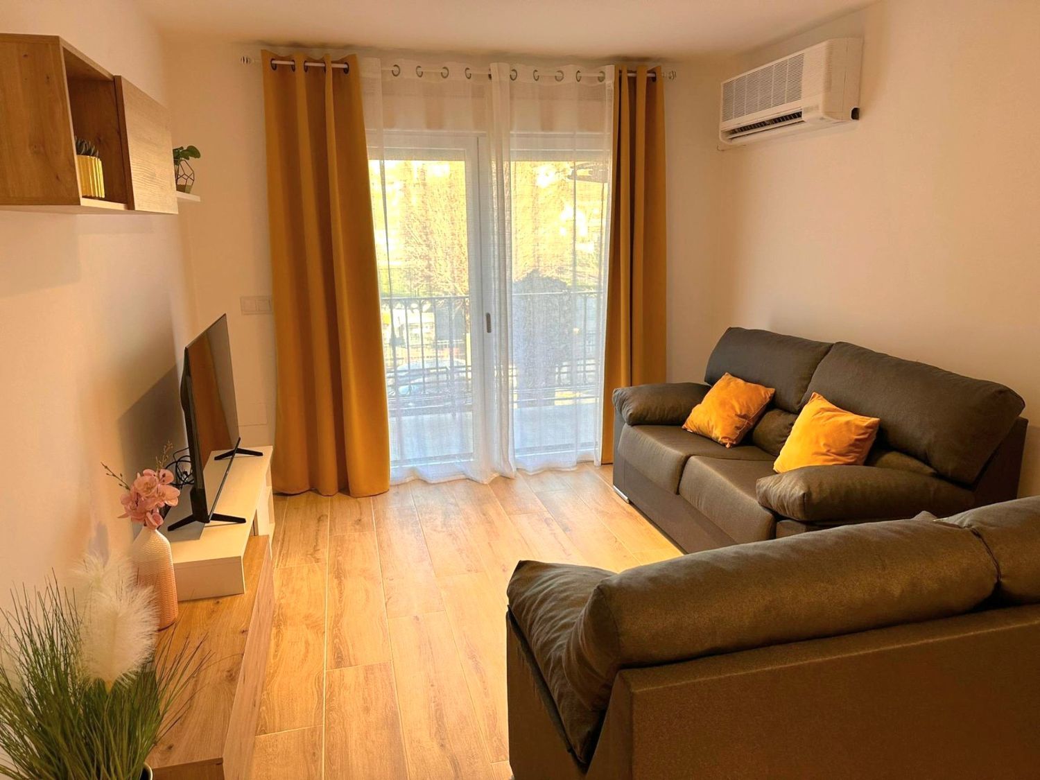 Piso en avenida de Juan Pablo II, 48 - Foto 1