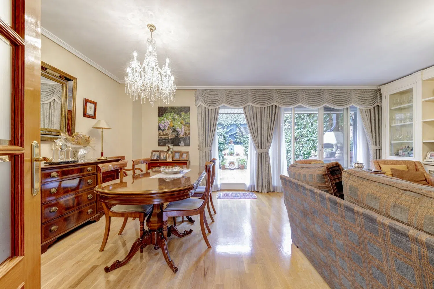 Chalet adosado en Barrio Valdezarza - Foto 15