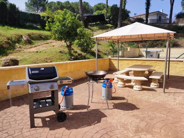 Casa independiente en avenida de las Adelfas, 119 - Foto 2