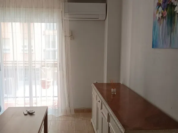 Piso en calle de Calvo Acacio, 6