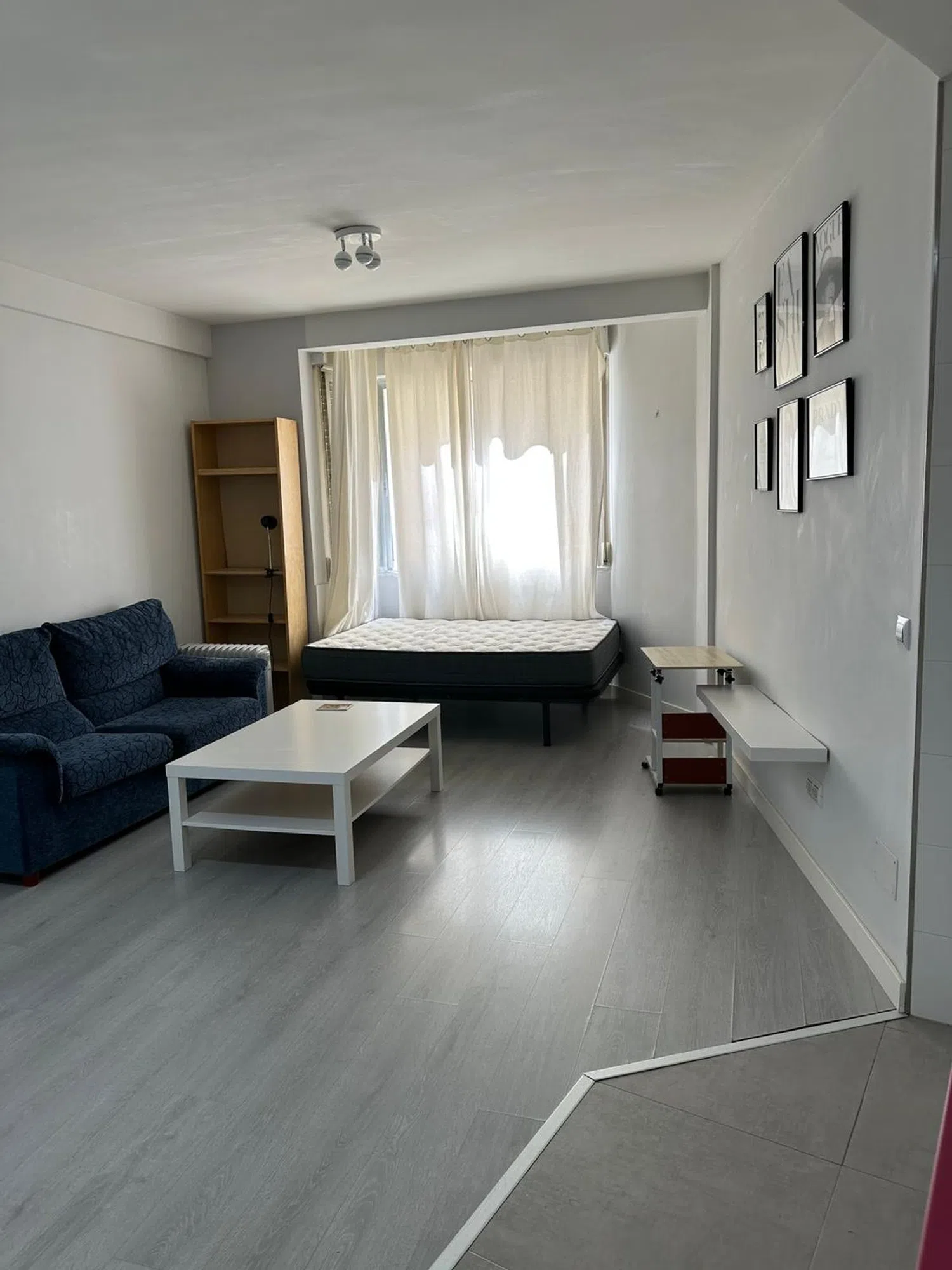 Estudio en calle de Bolivia, 36 - Foto 1