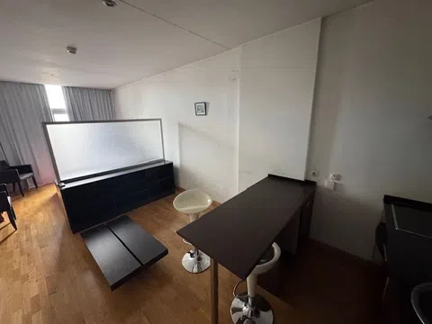 Estudio en calle de la Sierra Vieja, 1