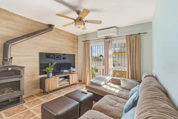 Casa adosada en  Calle Río Guadaíra 27 - Foto 1