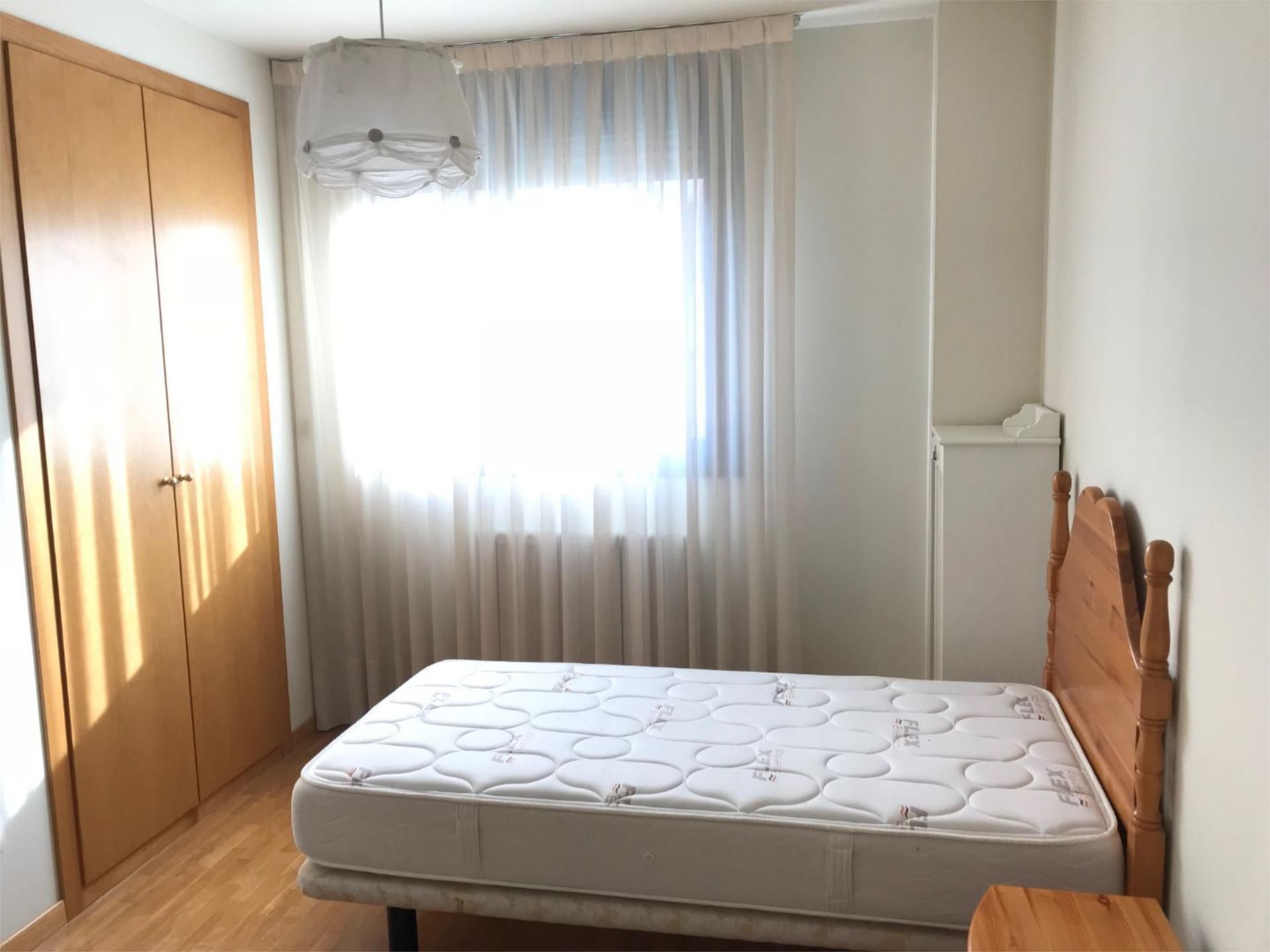 Piso en  Paseo Emilia Pardo Bazán 8 - Foto 11