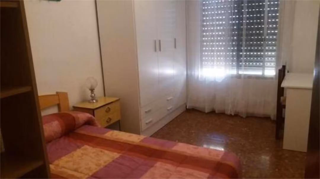 Piso en Ciudad Jardín - Foto 4
