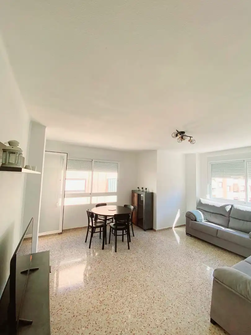 Piso en  Avinguda de València 73B - Foto 5