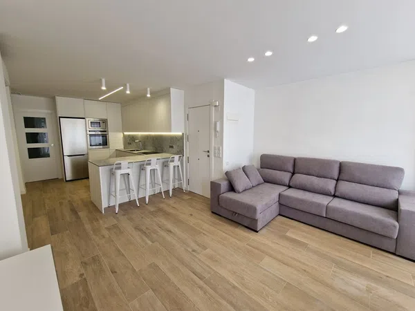 Piso en calle Alberola, 47