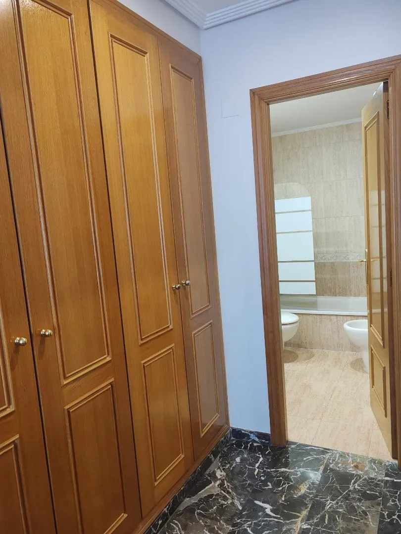 Piso en  Carrer de la Canal de Navarrés 9 - Foto 19