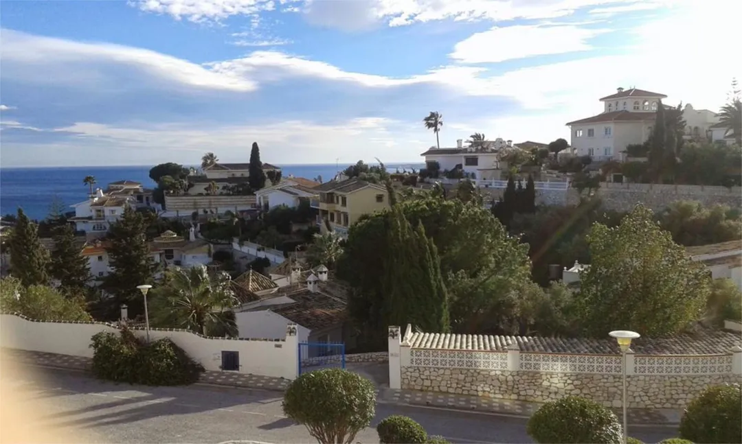 Apartamento en  Calle Sierra Bermeja 15 - Foto 2