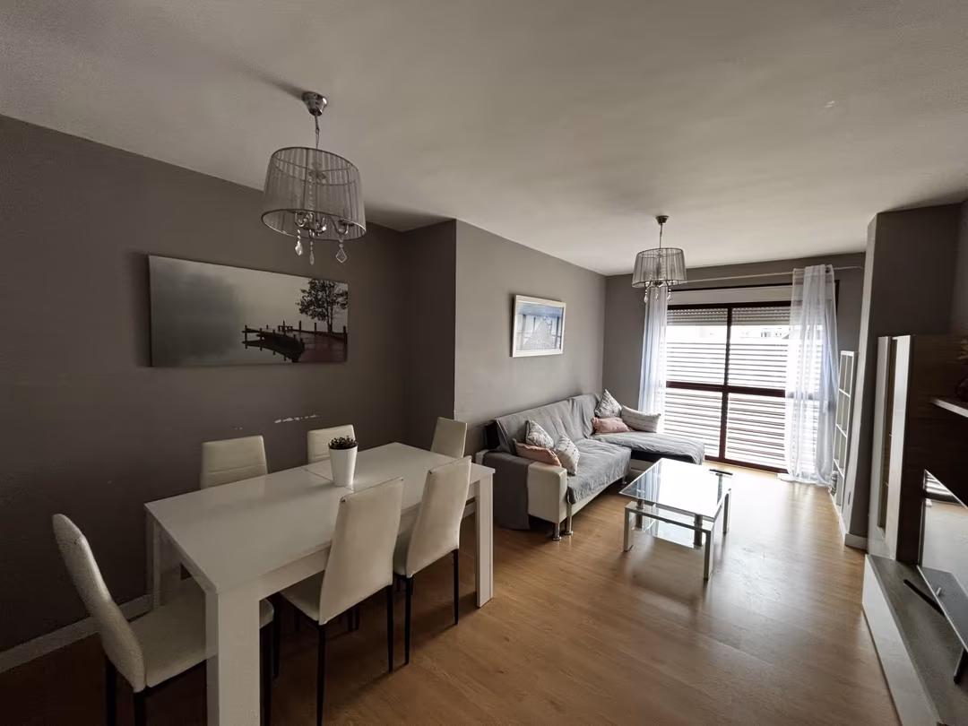 Piso en  Paseo de los Tilos 11