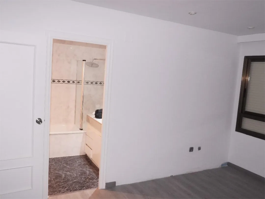 Piso en  Avinguda del Segre 11 - Foto 23