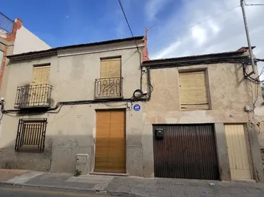 Casa adosada en  Calle José López Almagro 17 - Foto 1