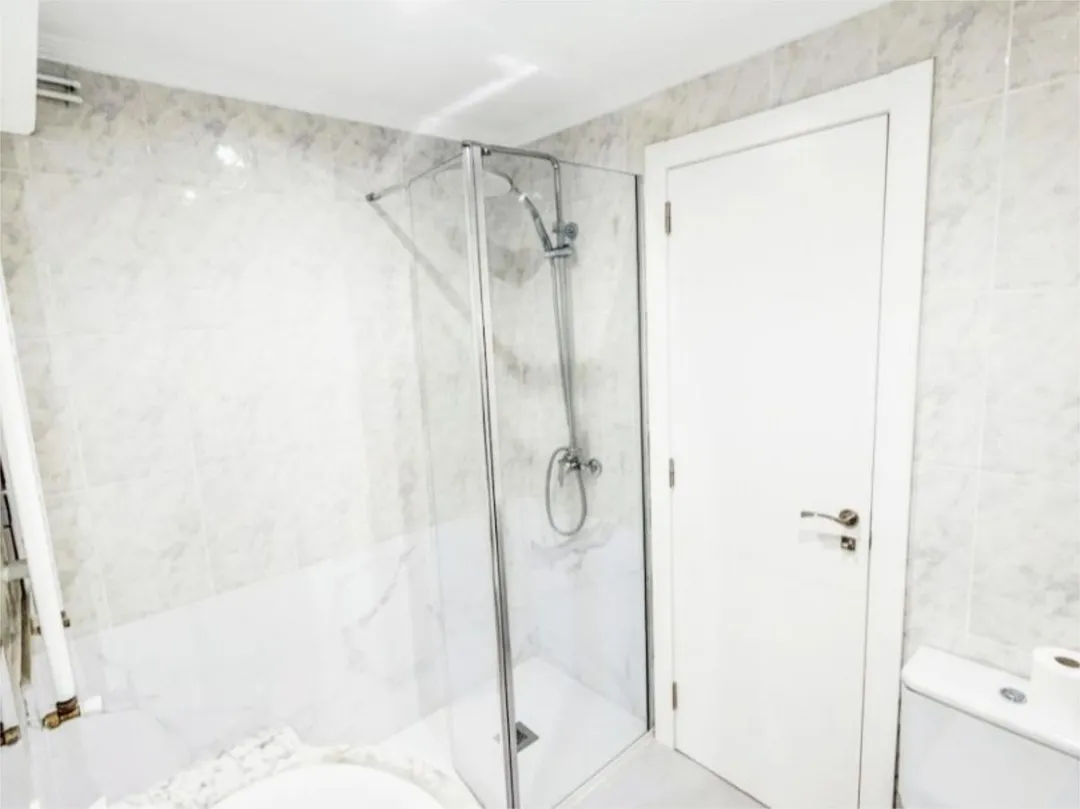 Piso en  Carrer de la Casa de la Misericòrdia 14 - Foto 5