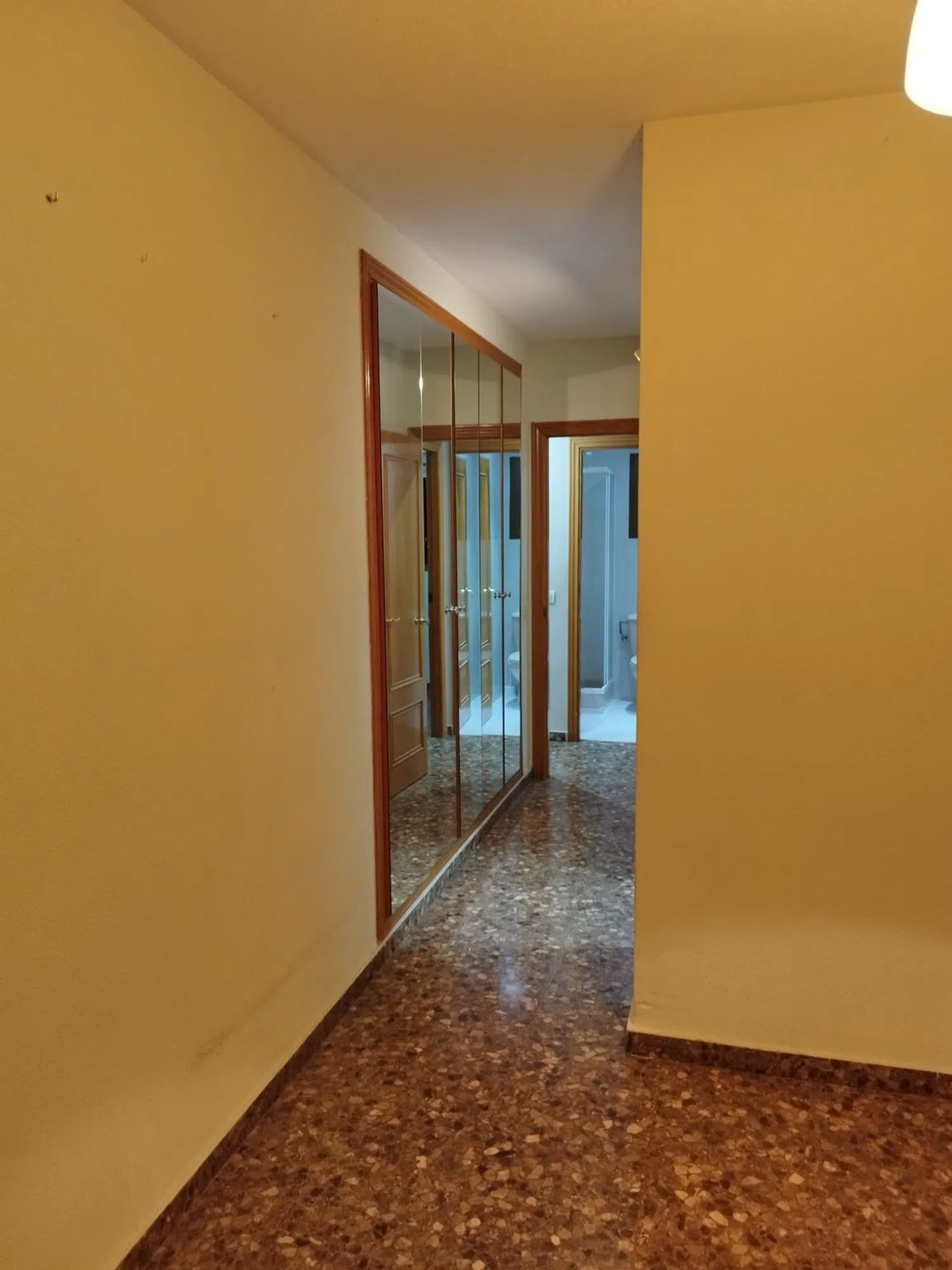 Piso en calle de Bernat Descoll, 67 - Foto 8