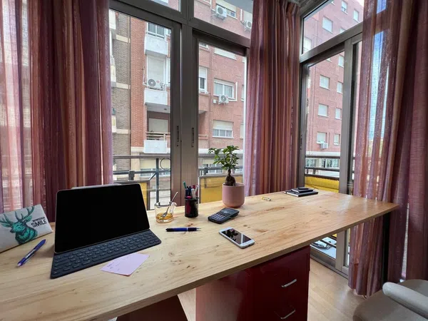 Piso en calle Ambrosio de Salazar, 1 - Foto 1